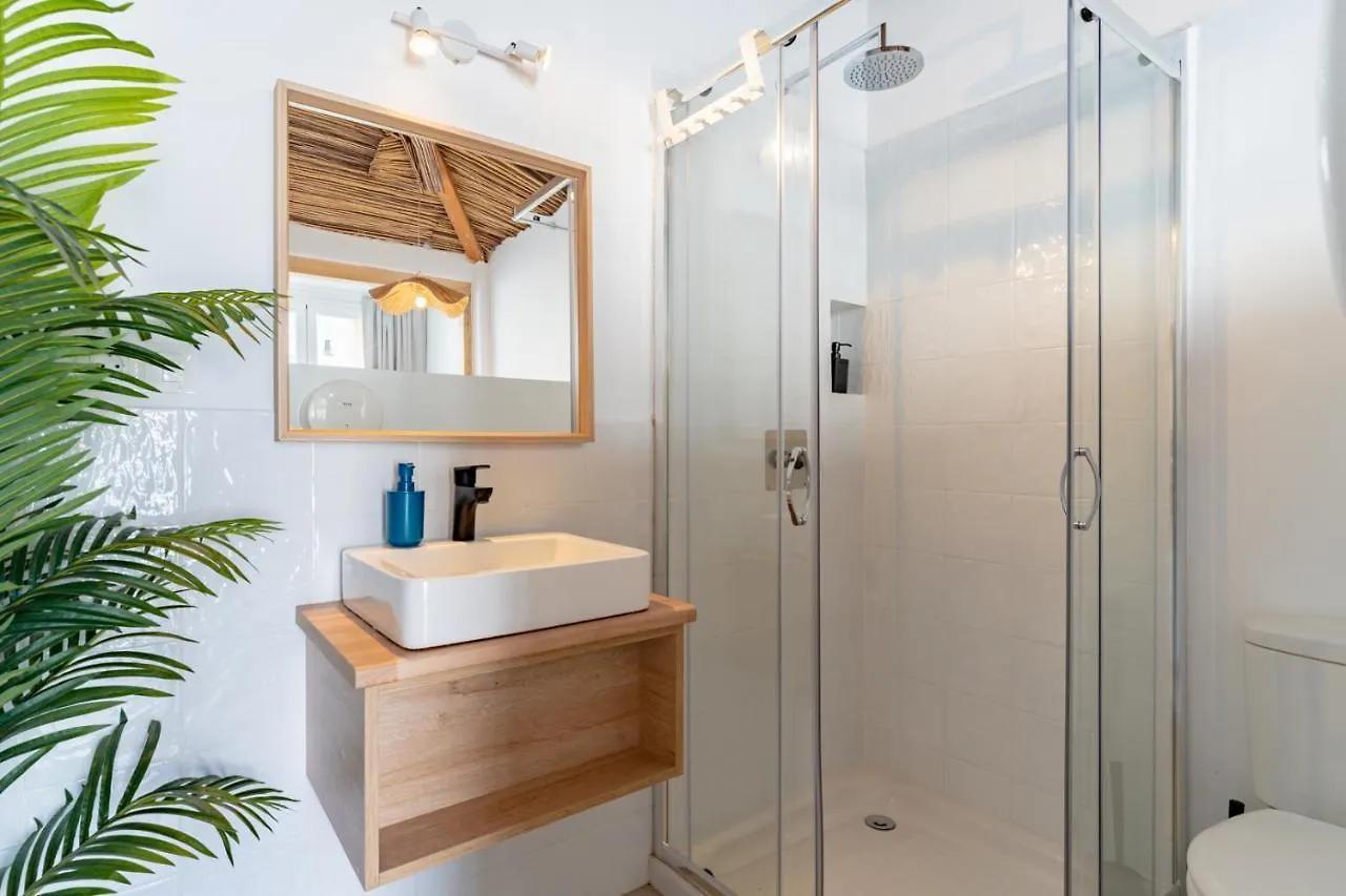 The Urban Jungle Hostel مالقة 0*,